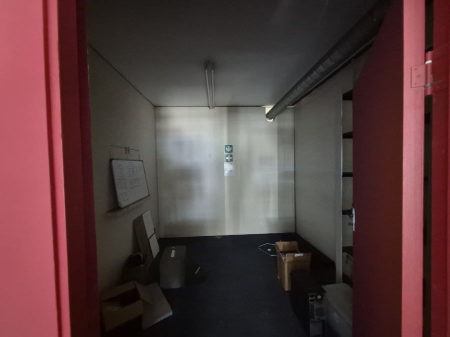To Let Commercial Property for Rent in Maitland Western Cape